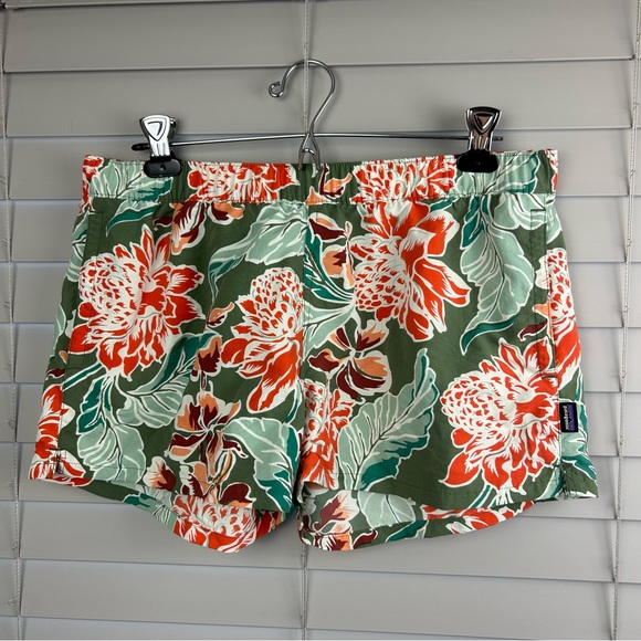 Patagonia Pants - Patagonia Floral Tropical Baggies Sz L